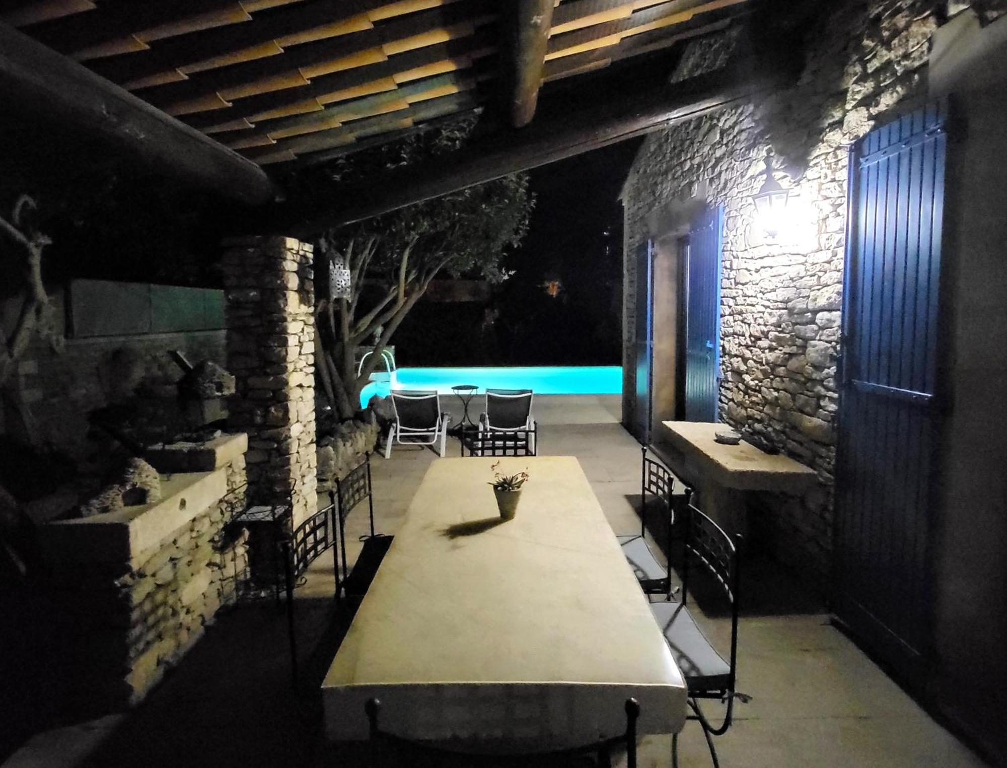 "La Massette Du Cheval Blanc" Villa De Caractere En Pierre LʼIsle-sur-la-Sorgue Dış mekan fotoğraf